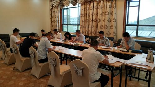 聚焦价值转型 淬炼营销内功——恩施卷烟厂成功举办营销升级与语言沟通专题培训